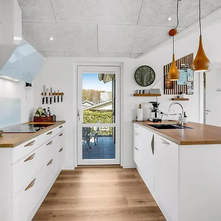 Feriehus Beautiful In With Wifi *